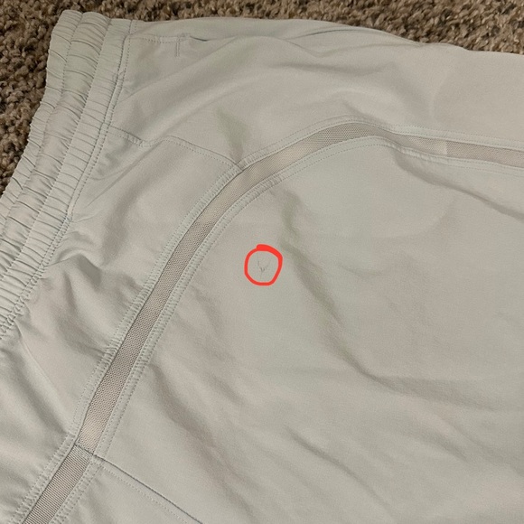 Lululemon Pace Breaker Short in Breeze Blue Size Large EUC - Picture 5 of 14